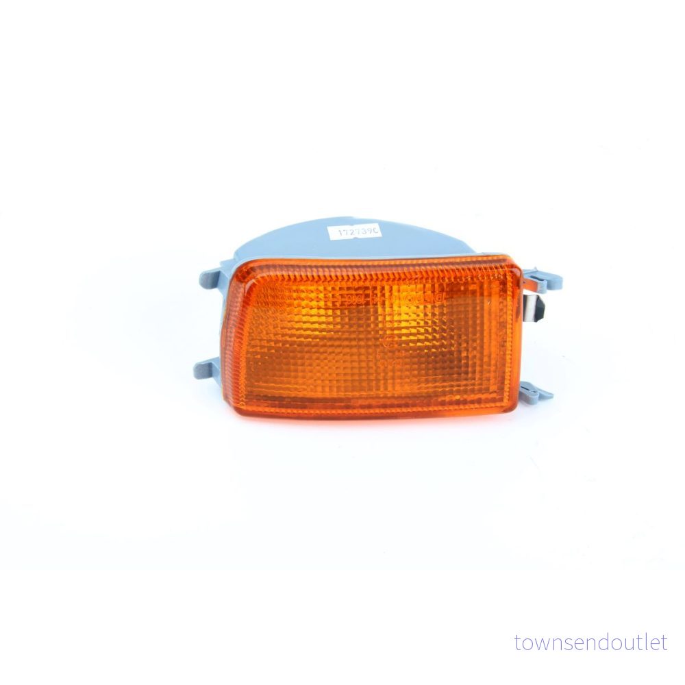 VAN WEZEL 5880903 Clignotant jaune avant gauche sans porte lampe VOLKSWAGEN: Golf 3, 3 Cabrio, Vento 5410909098742