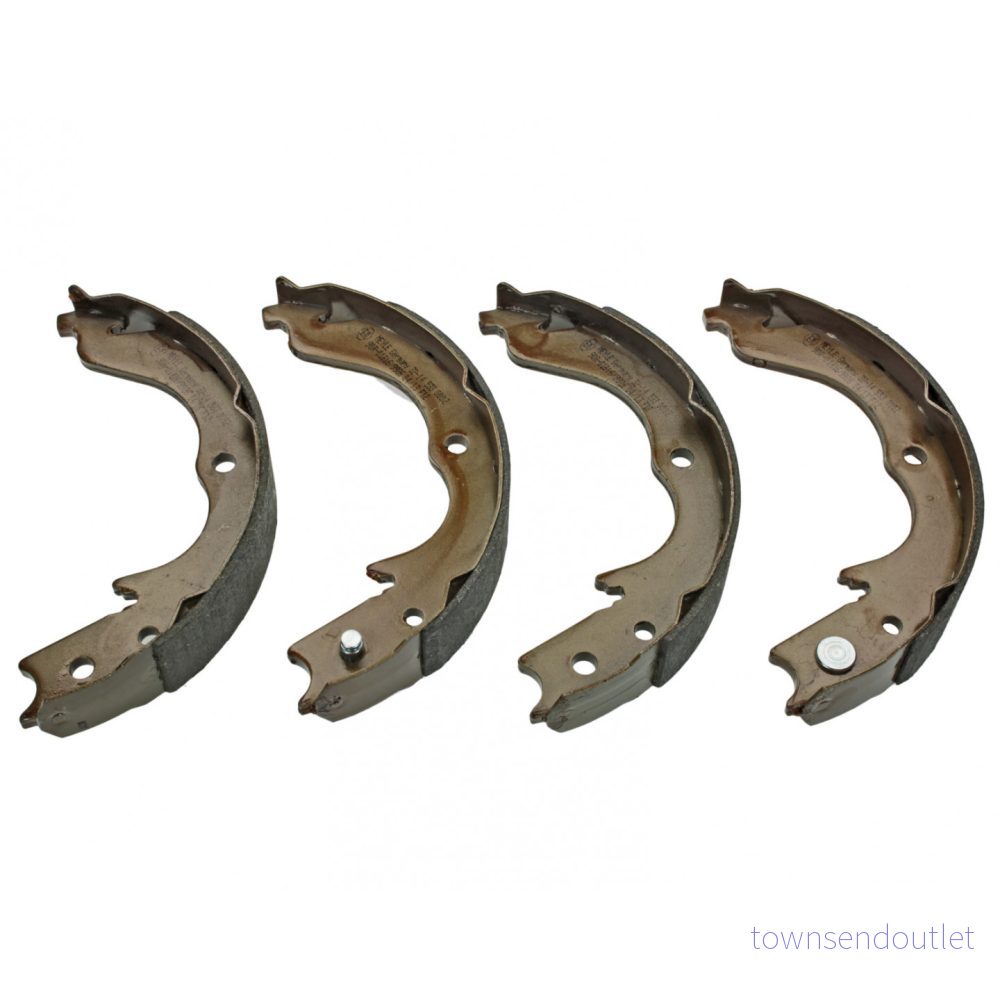 Bromsbackar, sats Meyle 32 14 533 0002 4040074079010