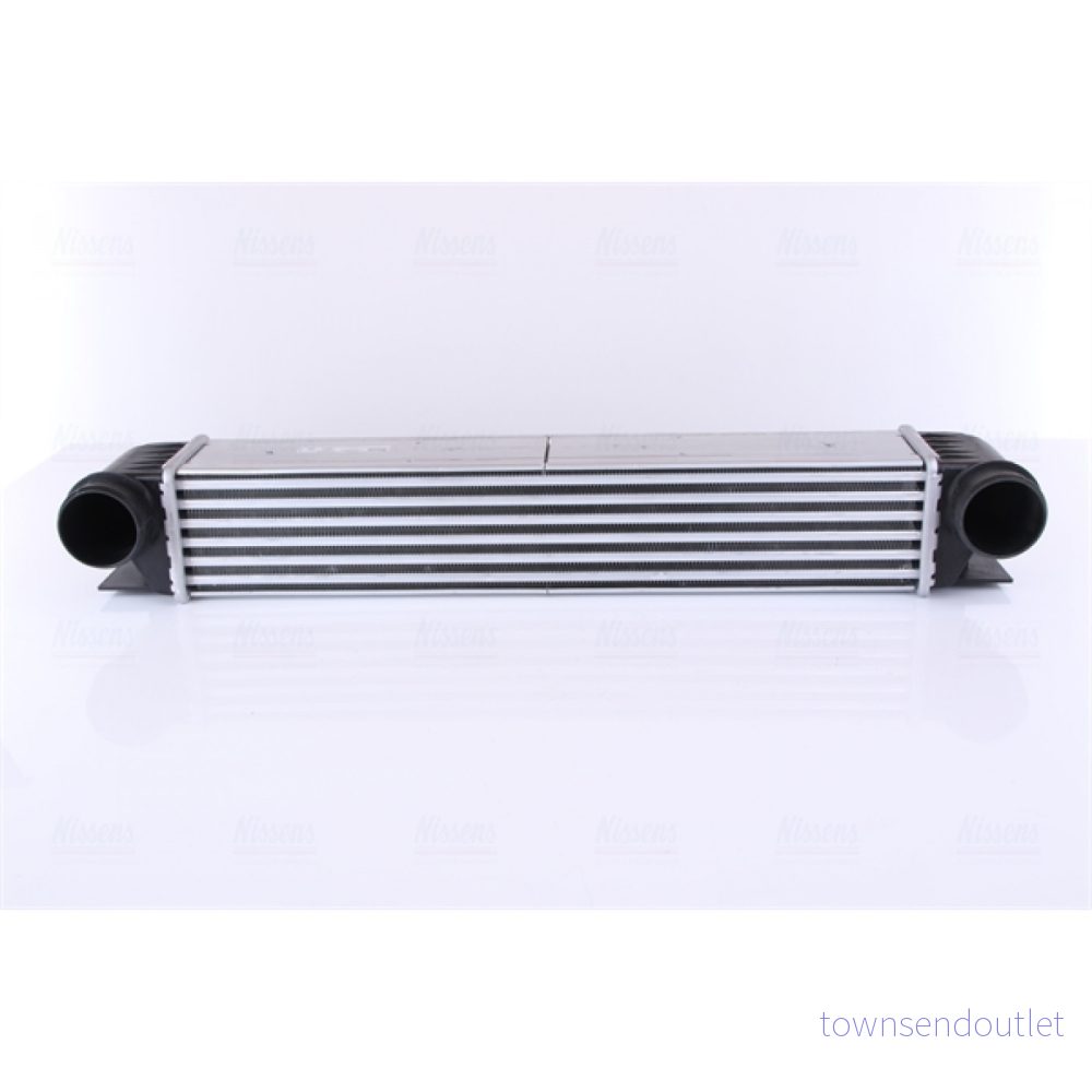 NISSENS 96726 Intercooler BMW: 5 Berline, 7, Touring