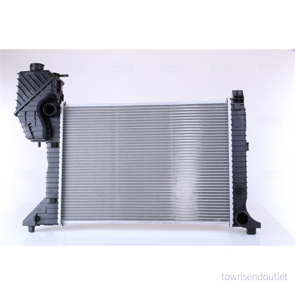 NISSENS 62687A radiateur du moteur Aluminium 570 399 32 Grille de soudée MERCEDES BENZ: Sprinter 3 T Van, 4 2 Van 5707286204904